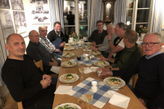Nya medlemmen Ivica till vanster